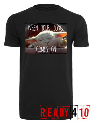 Merchcode Baby Yoda Song Shirt Front